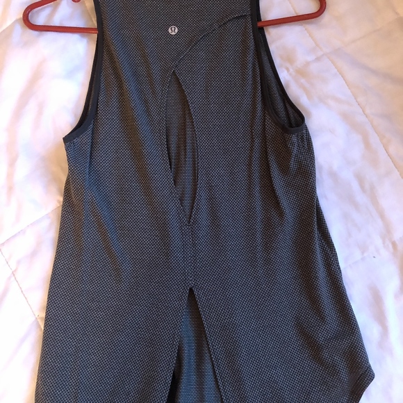 Lululemon Green Open Up Tie Back Tank size 4 - Picture 5 of 5